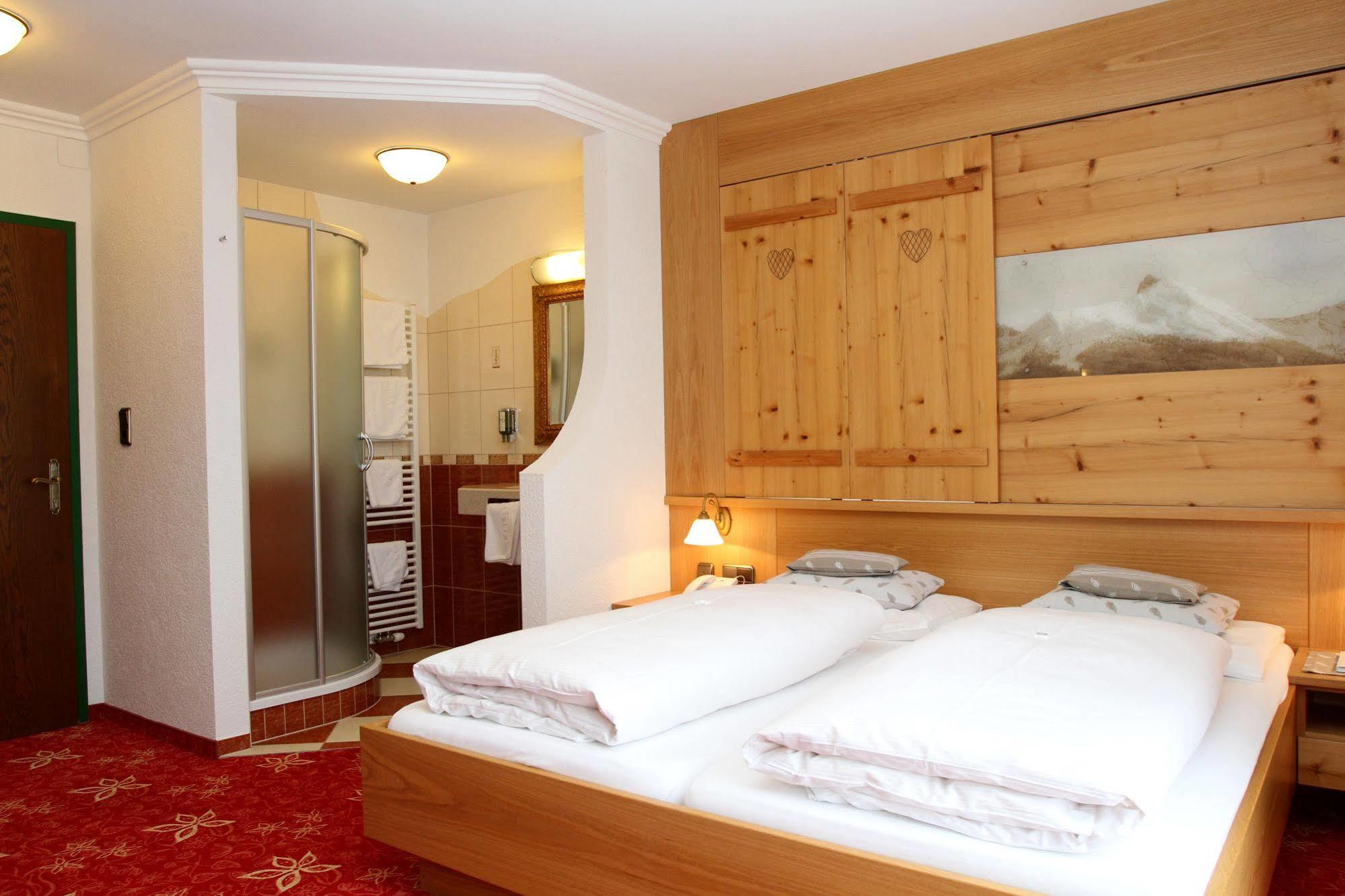 Hotel Voelserhof - Bergbahn Im Sommer 2025 Inklusive บาดฮอฟกัสไตน์ ภายนอก รูปภาพ